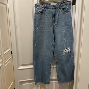 Trendy Distressed Boyfriend Jeans in Blue